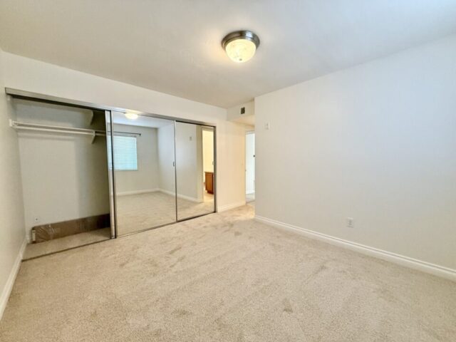 1756-essex-st-unit-305-san-diego_bedroom-1_IMG_5310