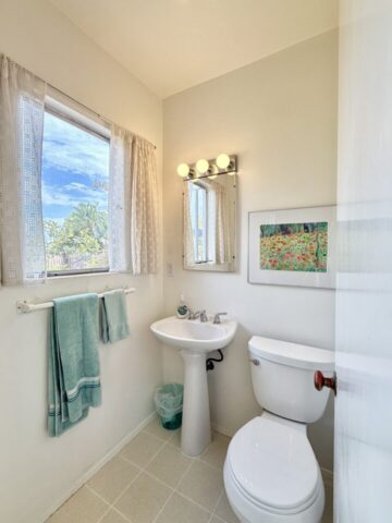 2235-milton-ct-san-diego-ca_bathroom-primary_5473