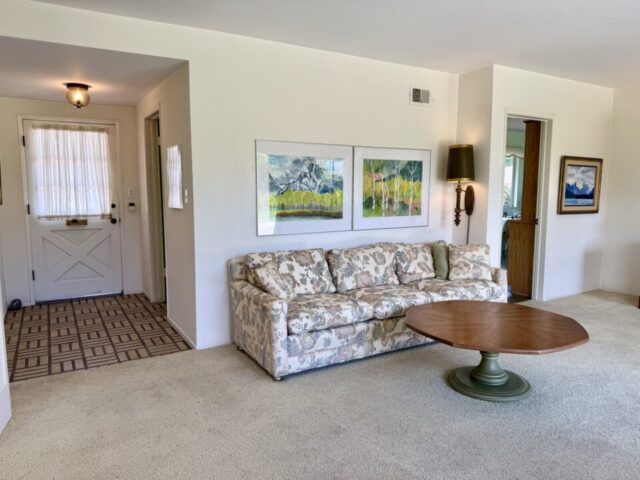 2235-milton-ct-san-diego-ca_living-room_5450